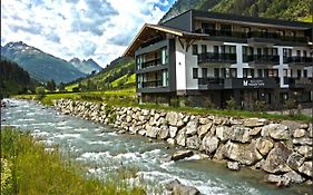 Hotel Modern Mountain